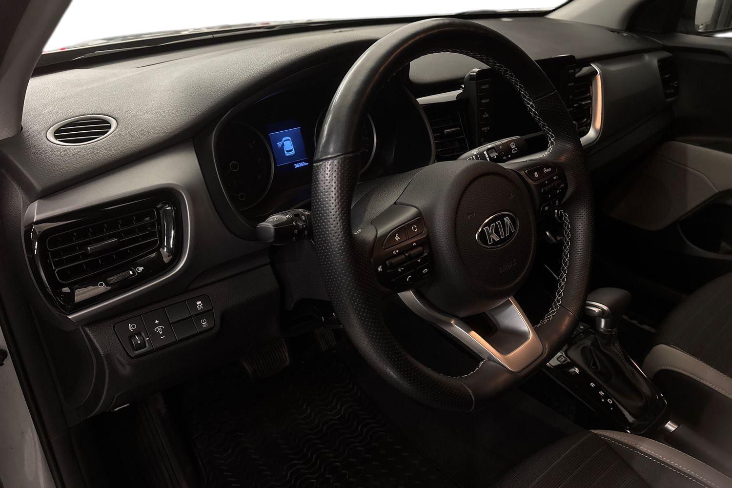 Kia Stonic vaihtoauto