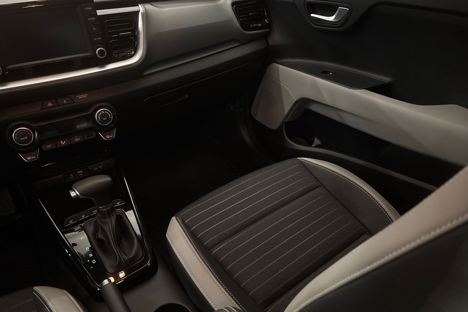 Kia Stonic vaihtoauto