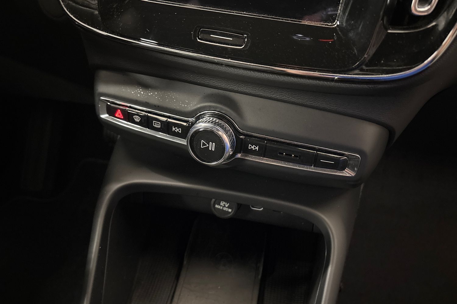 Volvo C40 vaihtoauto