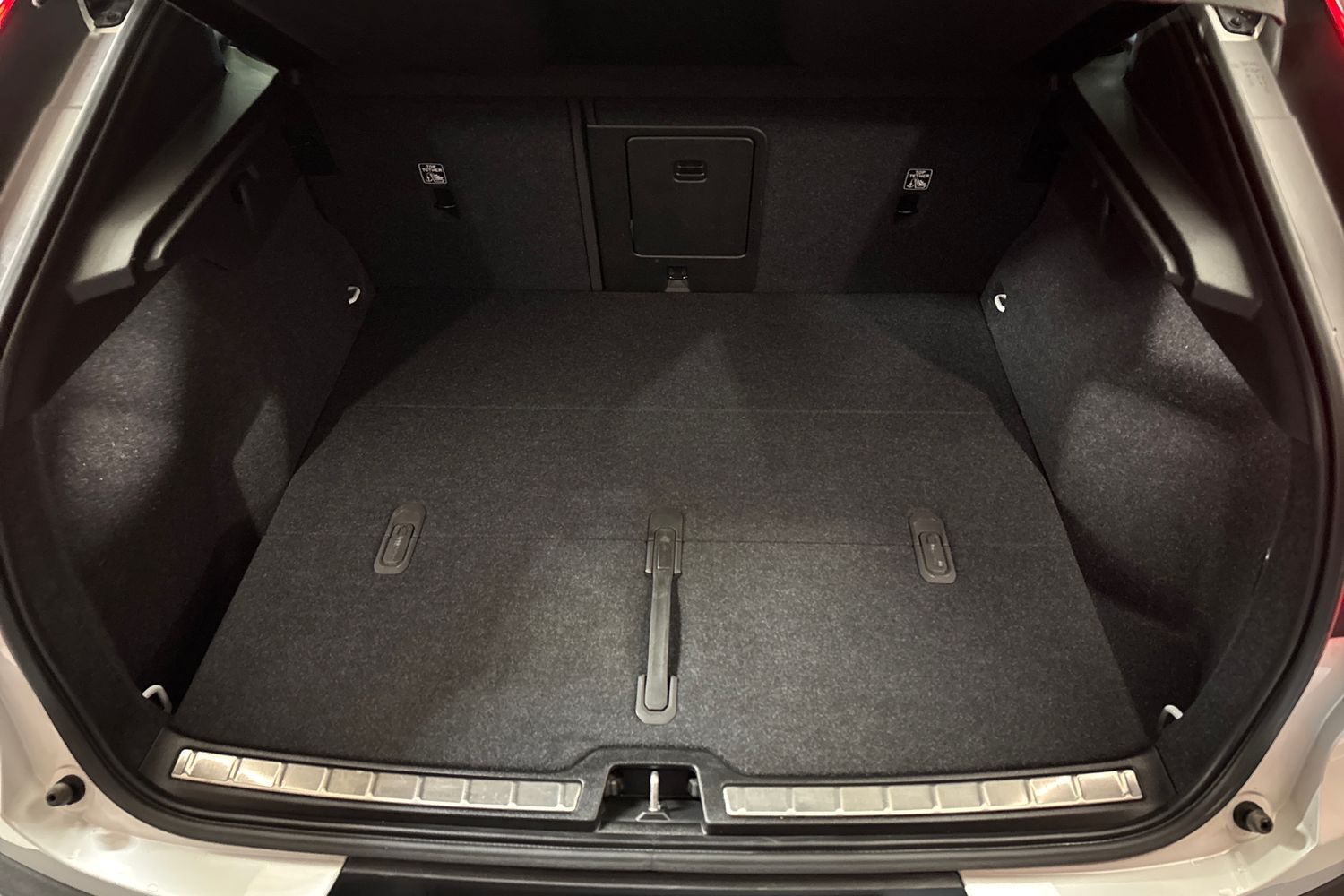 Volvo C40 vaihtoauto