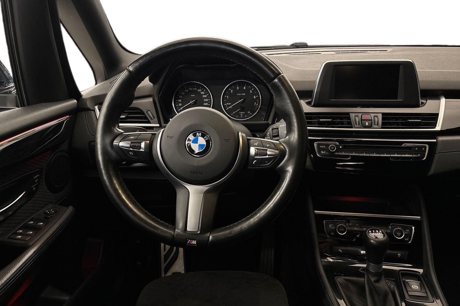 BMW 216 vaihtoauto