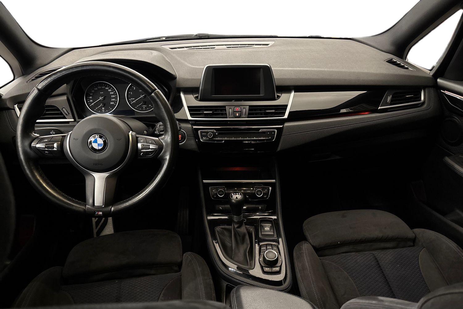 BMW 216 vaihtoauto