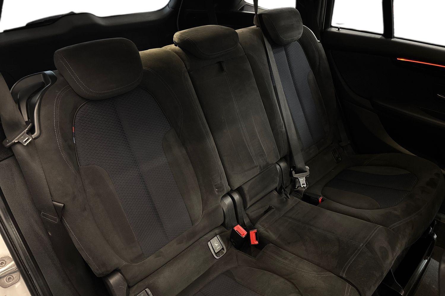 BMW 216 vaihtoauto