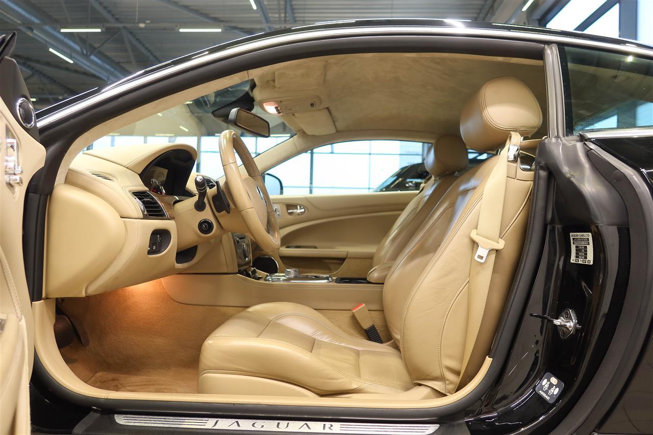 Jaguar XKR vaihtoauto