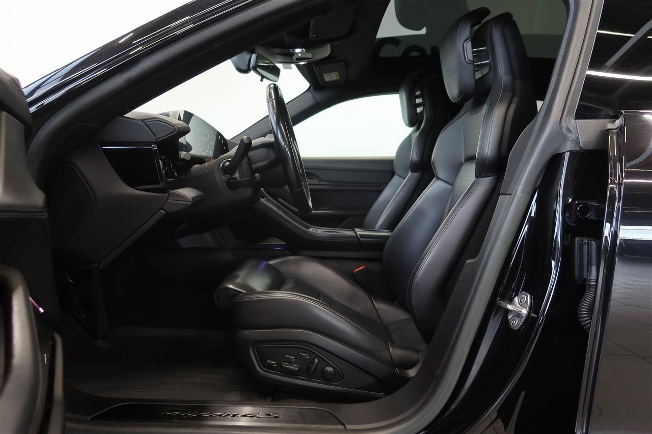Porsche Taycan vaihtoauto
