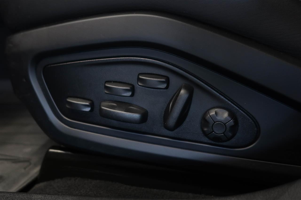 Porsche Taycan vaihtoauto