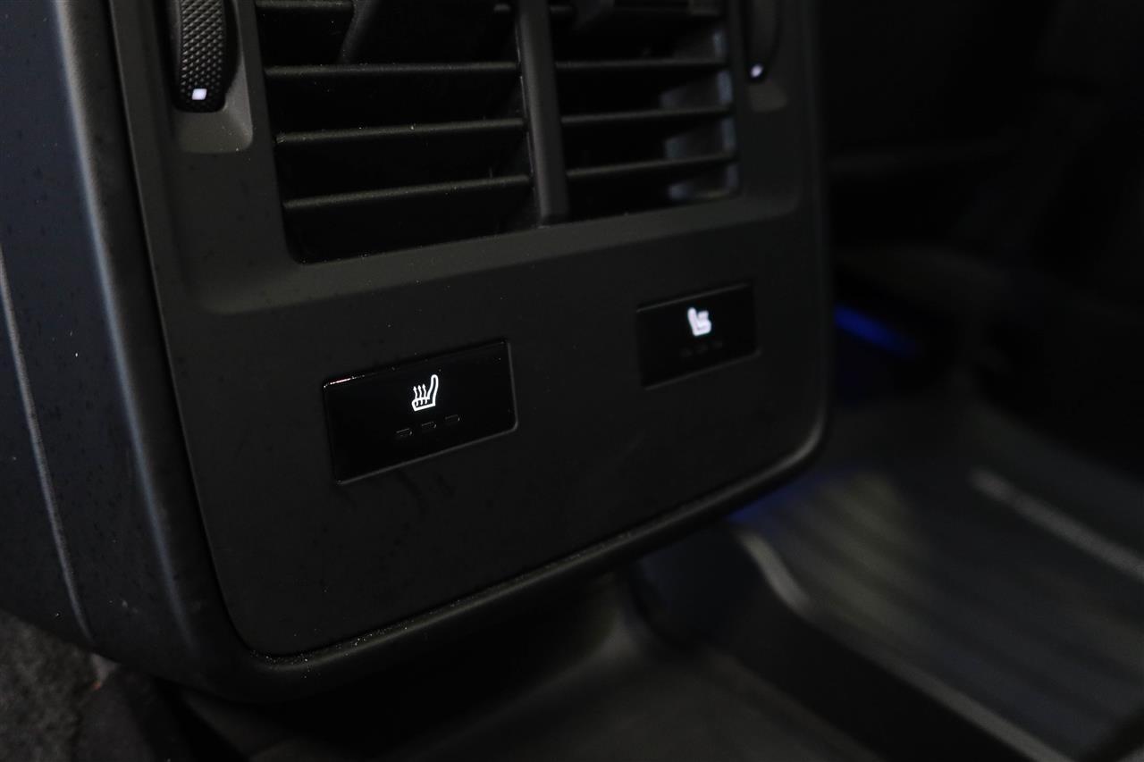 Porsche Taycan vaihtoauto