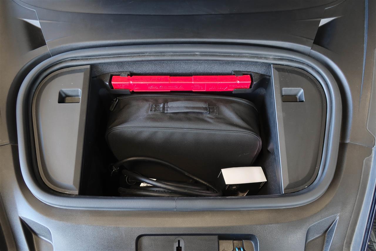 Porsche Taycan vaihtoauto