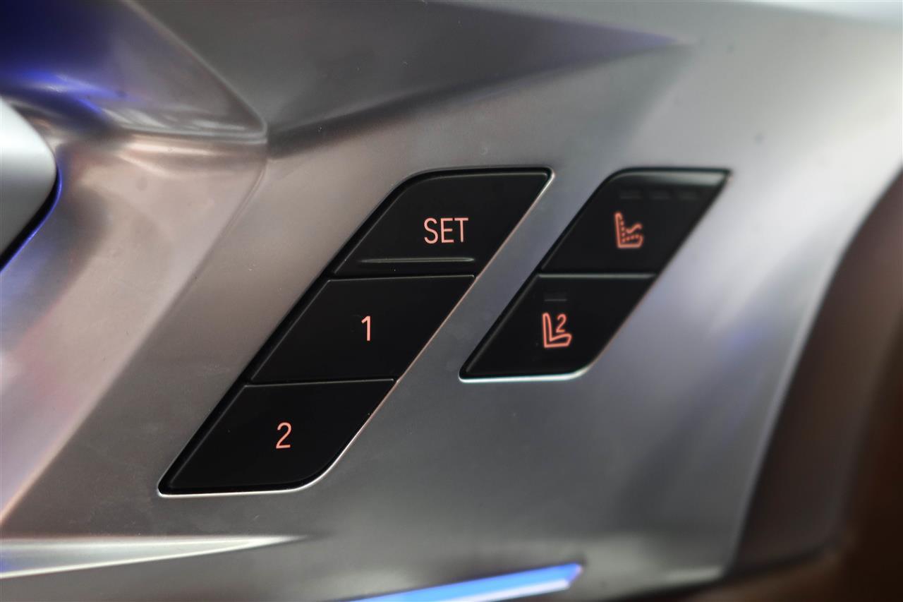 BMW XM vaihtoauto