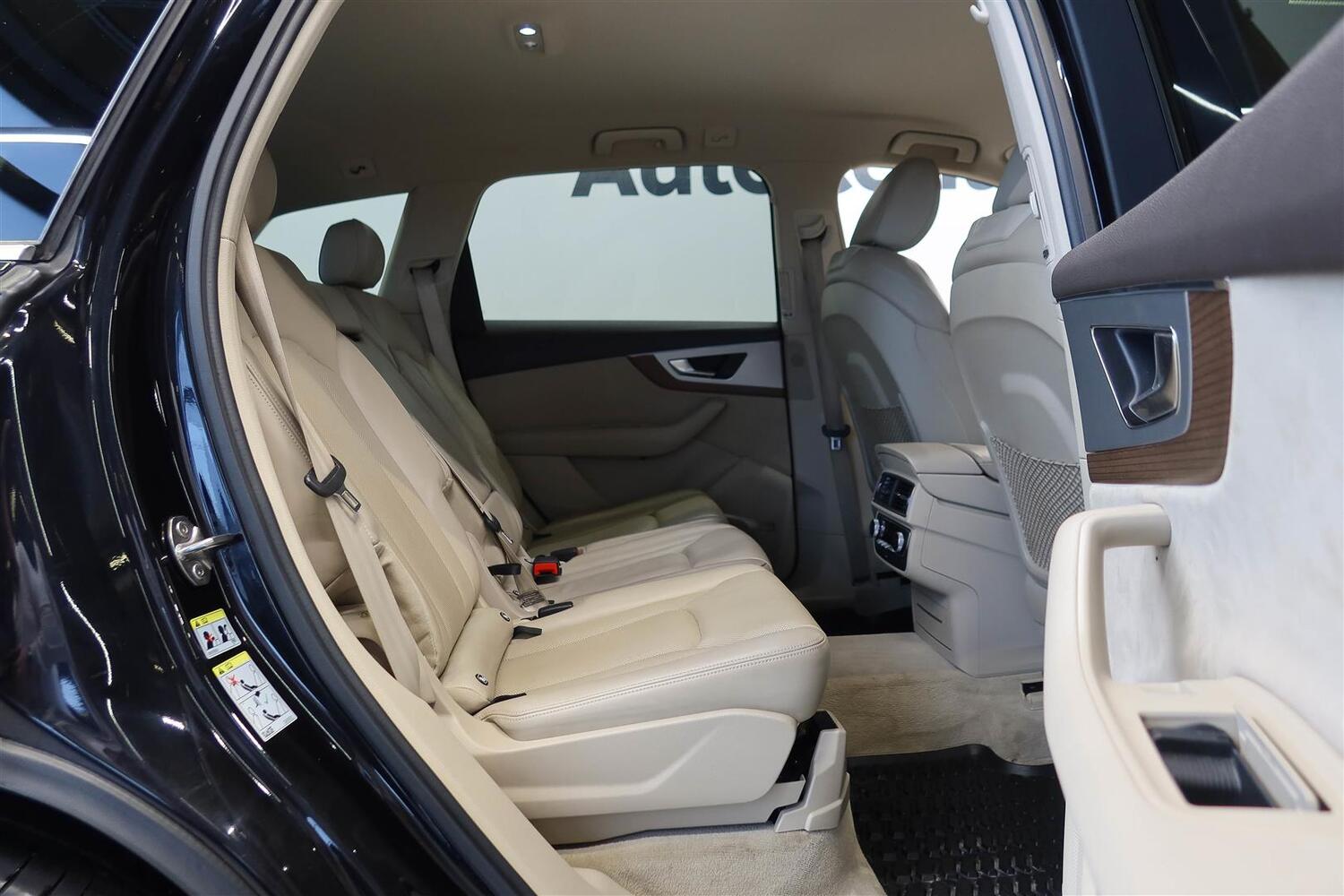 Audi Q7 vaihtoauto