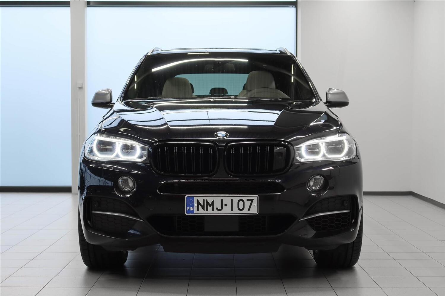 BMW X5 vaihtoauto