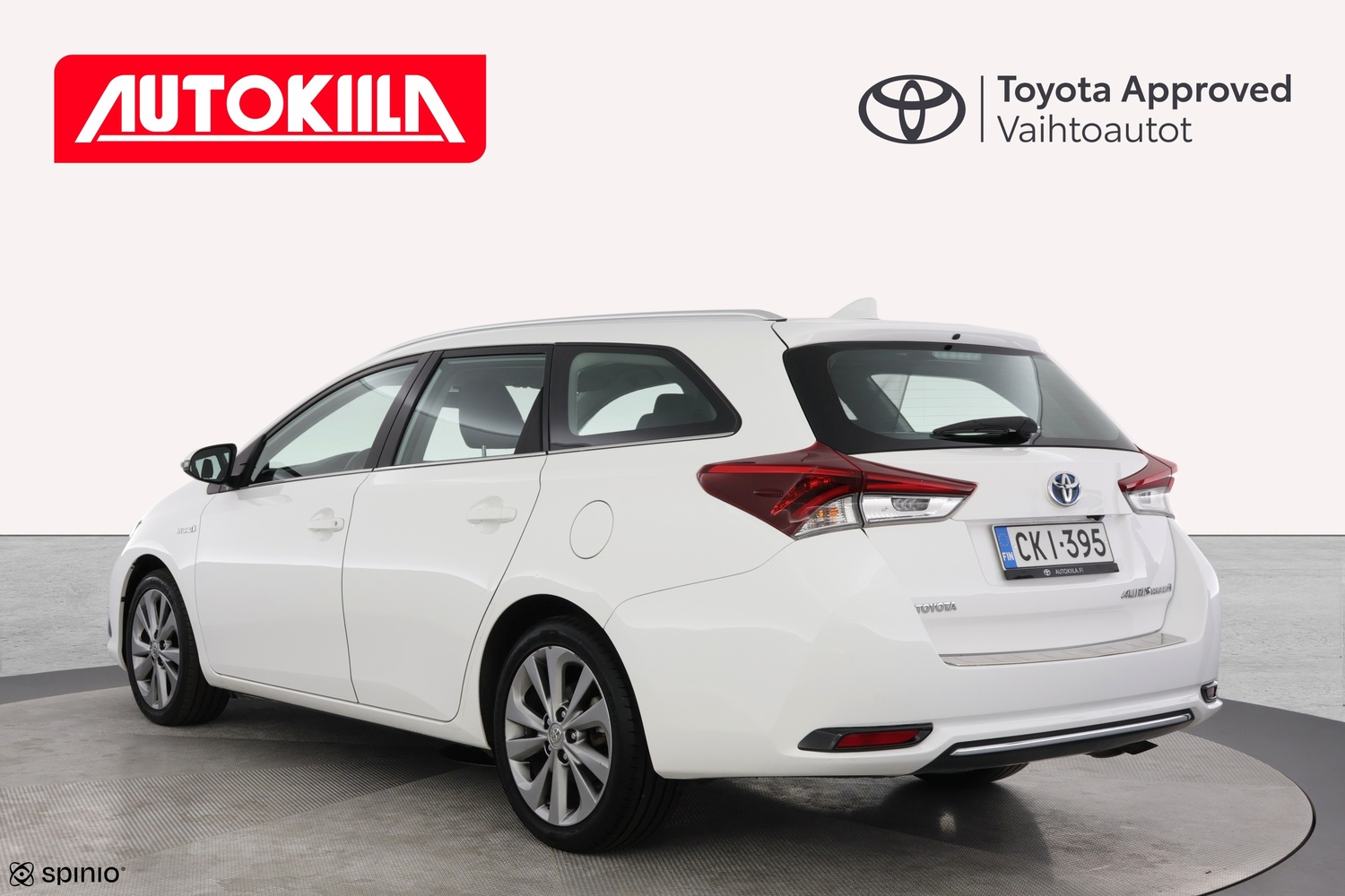 Toyota Auris vaihtoauto