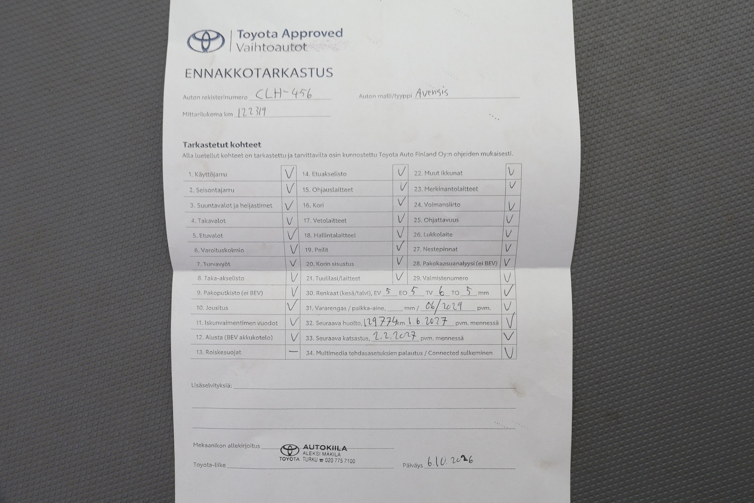 Toyota Avensis vaihtoauto
