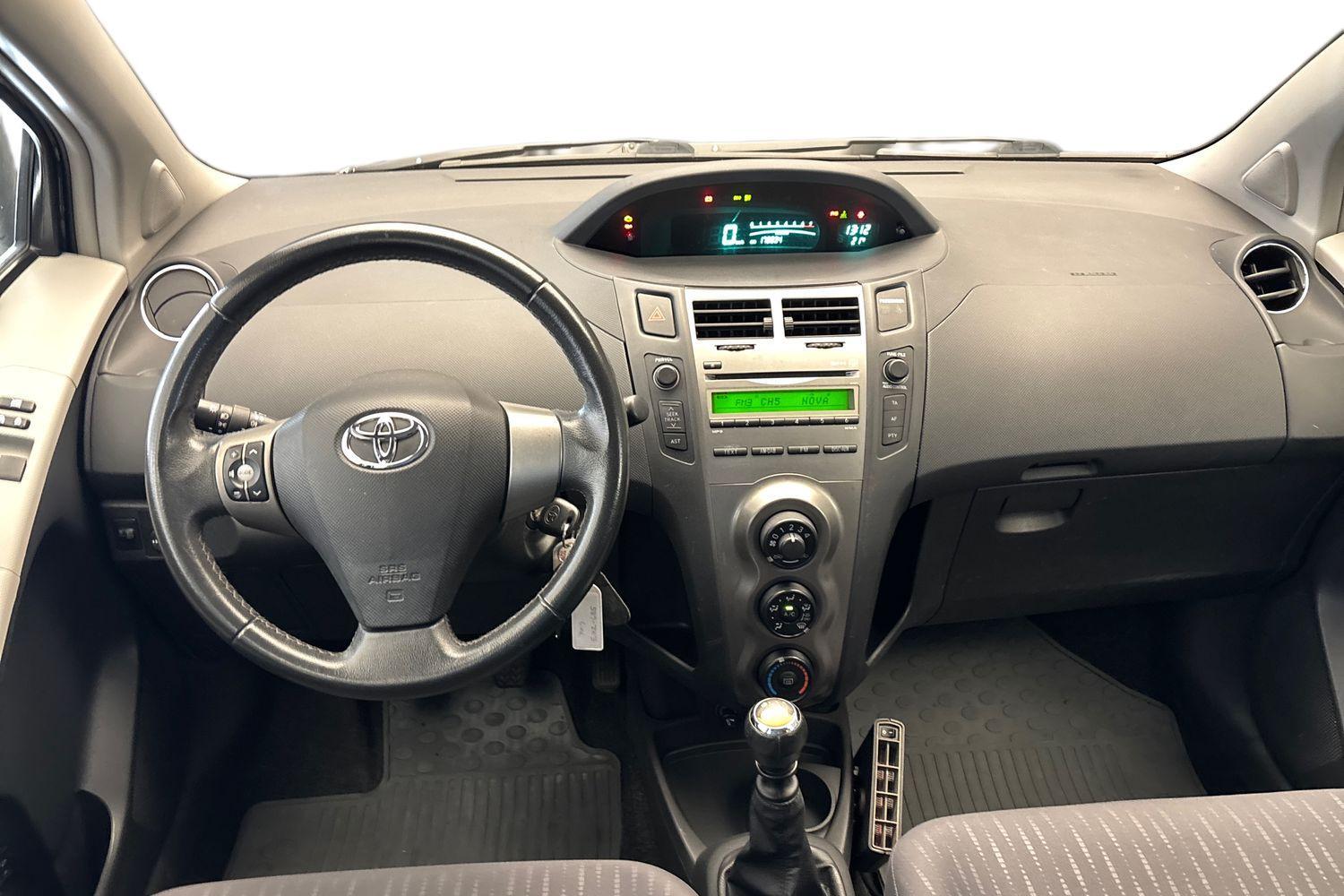 Toyota Yaris vaihtoauto