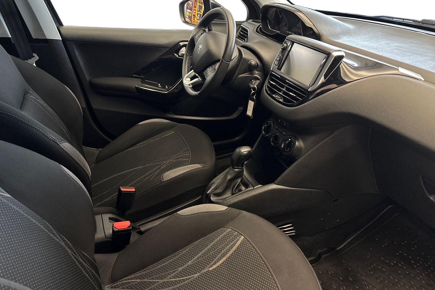 Peugeot 208 vaihtoauto