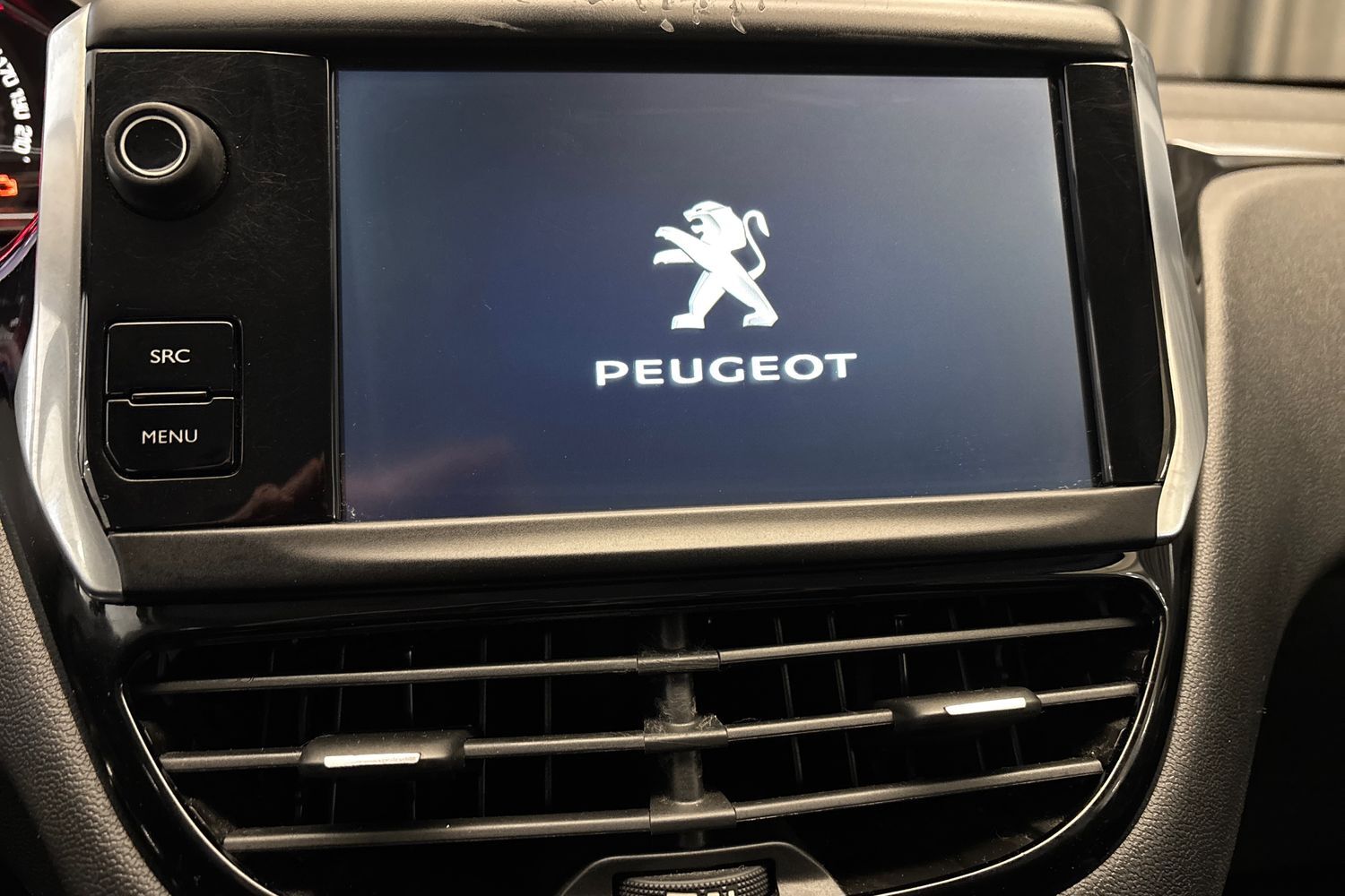 Peugeot 208 vaihtoauto