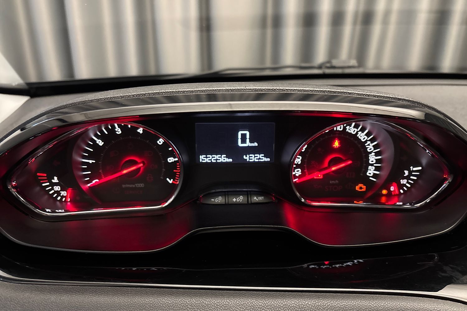 Peugeot 208 vaihtoauto