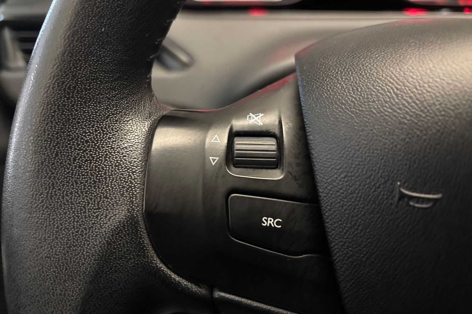 Peugeot 208 vaihtoauto