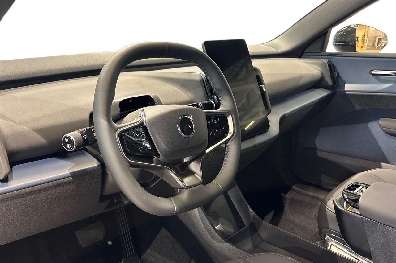 Volvo EX30 vaihtoauto