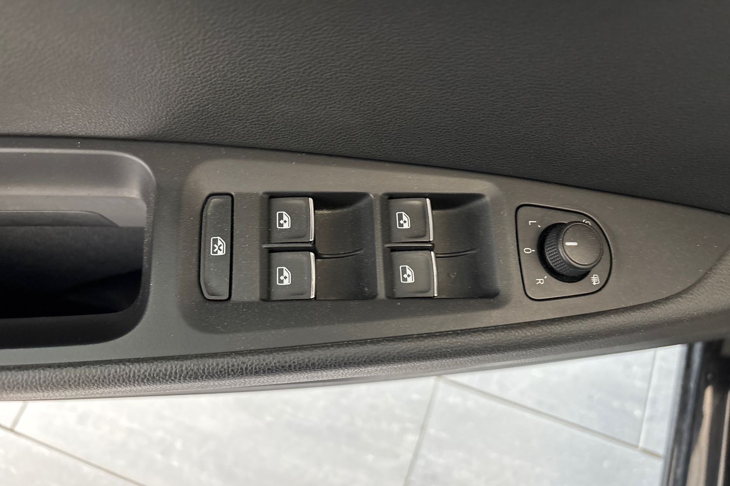 SEAT Leon ST vaihtoauto