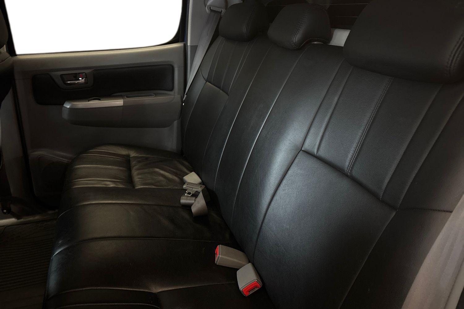 Toyota Hilux vaihtoauto