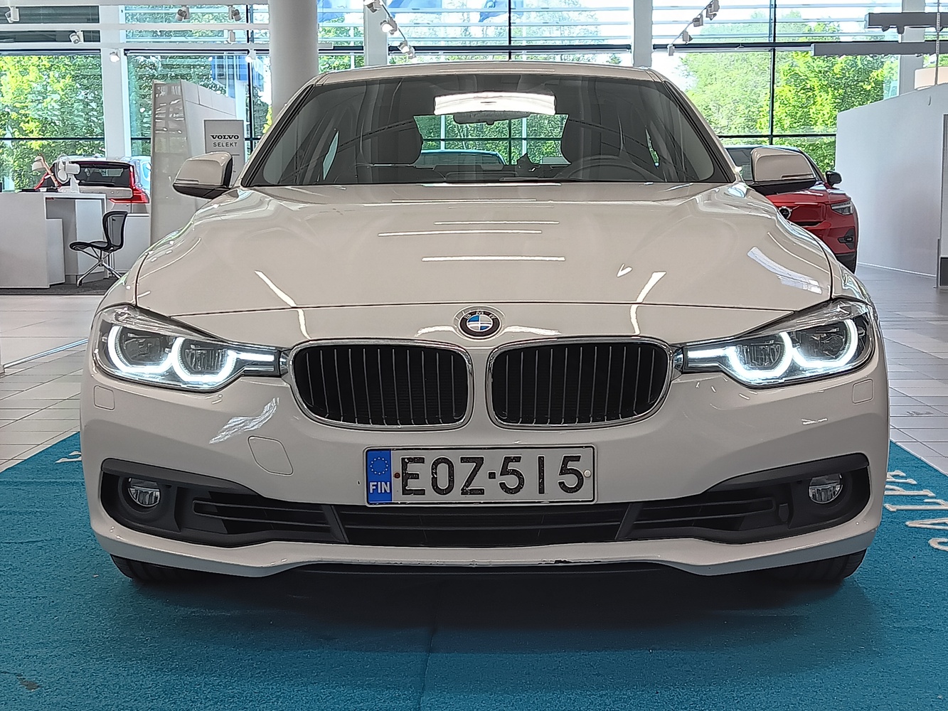 BMW 320 vaihtoauto