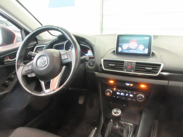 Mazda 3 vaihtoauto