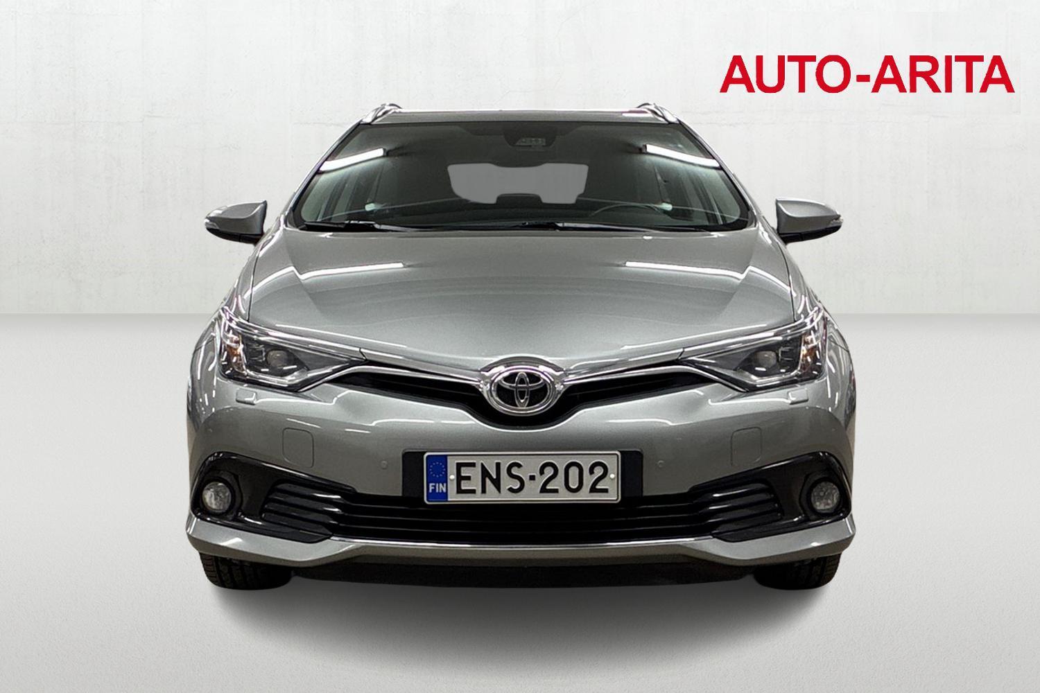 Toyota Auris vaihtoauto