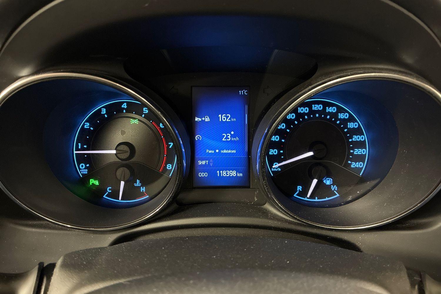 Toyota Auris vaihtoauto