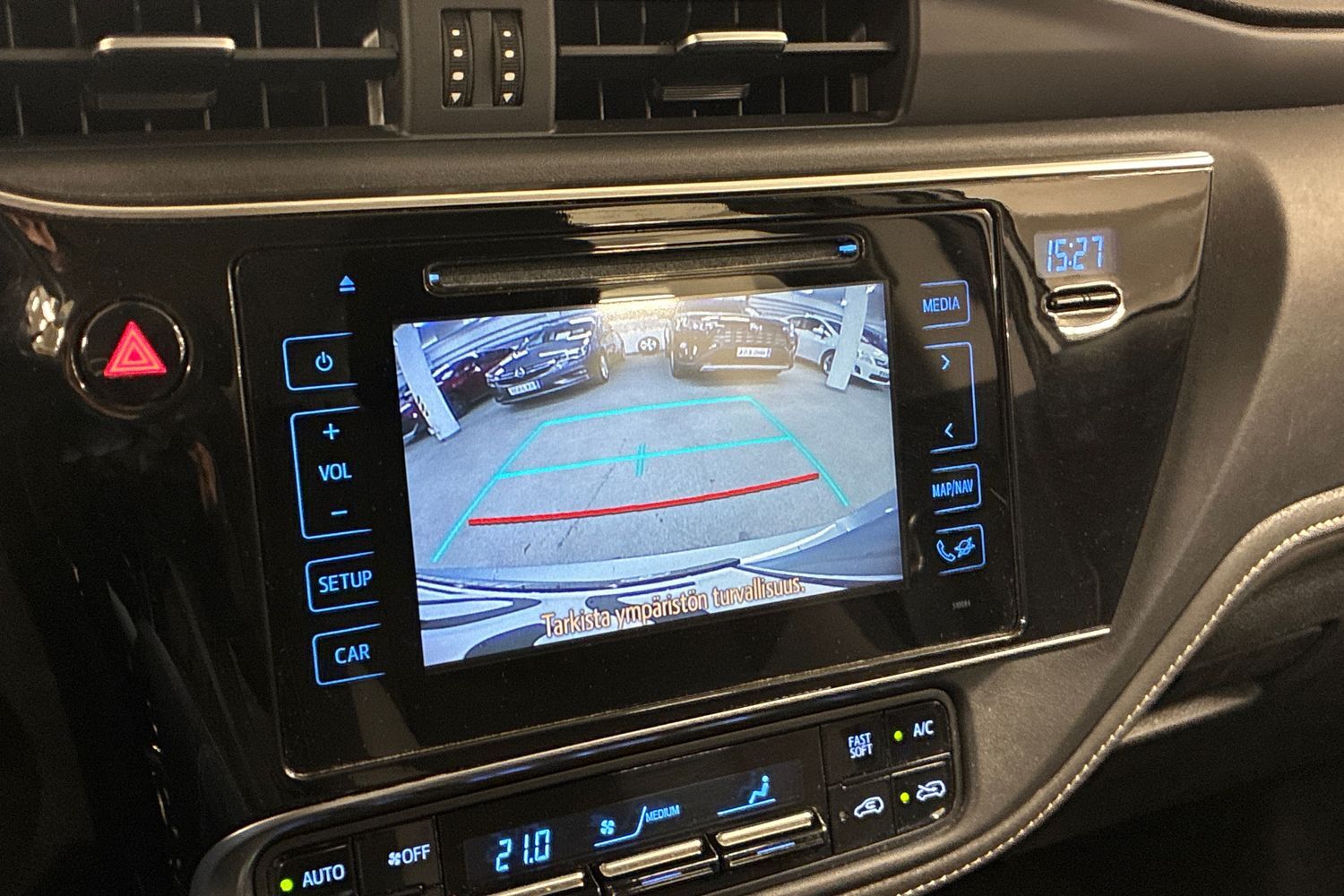 Toyota Auris vaihtoauto