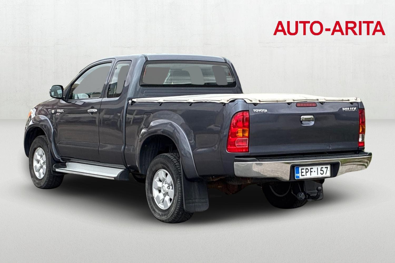 Toyota Hilux vaihtoauto