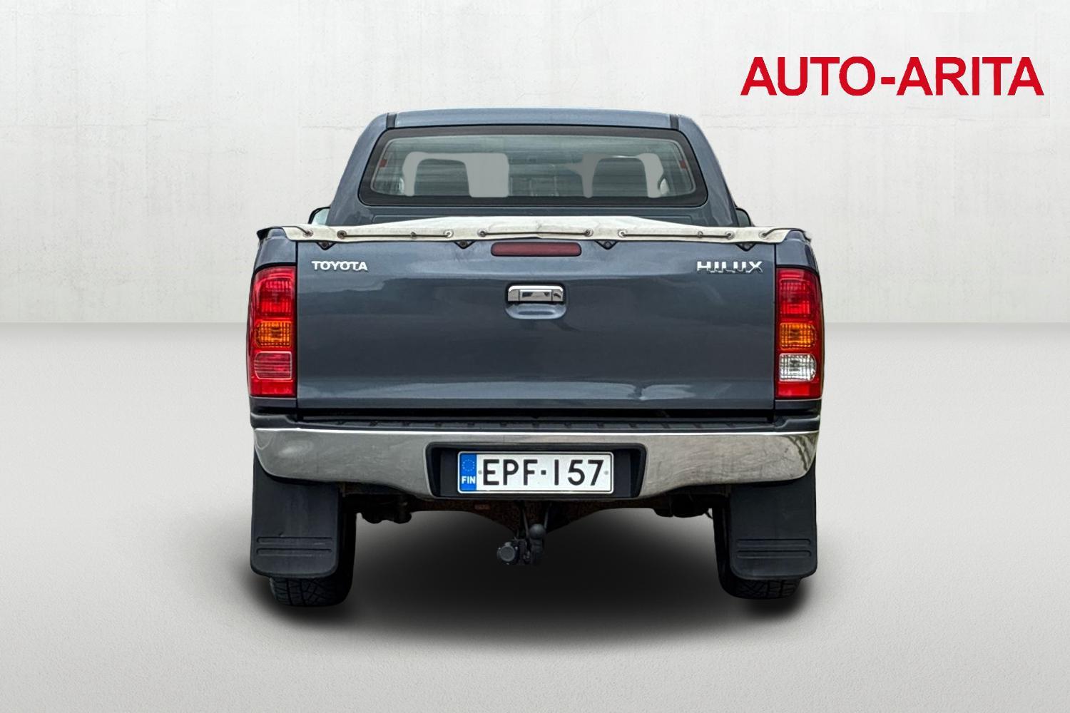 Toyota Hilux vaihtoauto