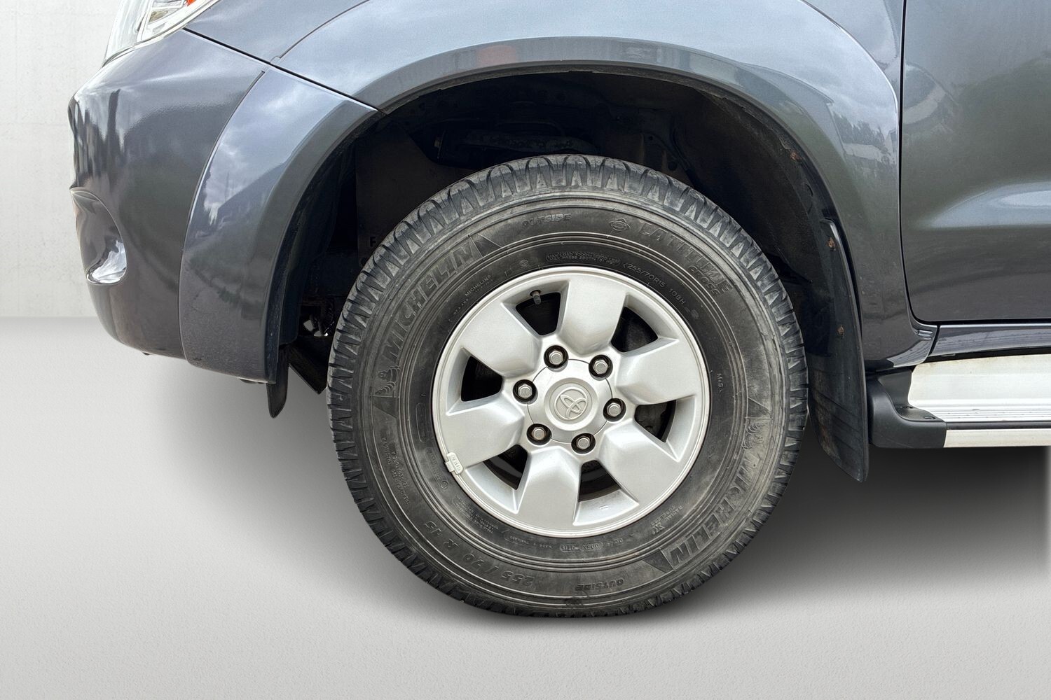 Toyota Hilux vaihtoauto