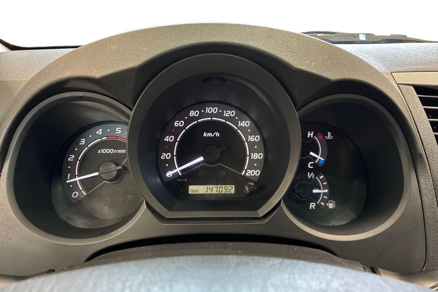Toyota Hilux vaihtoauto
