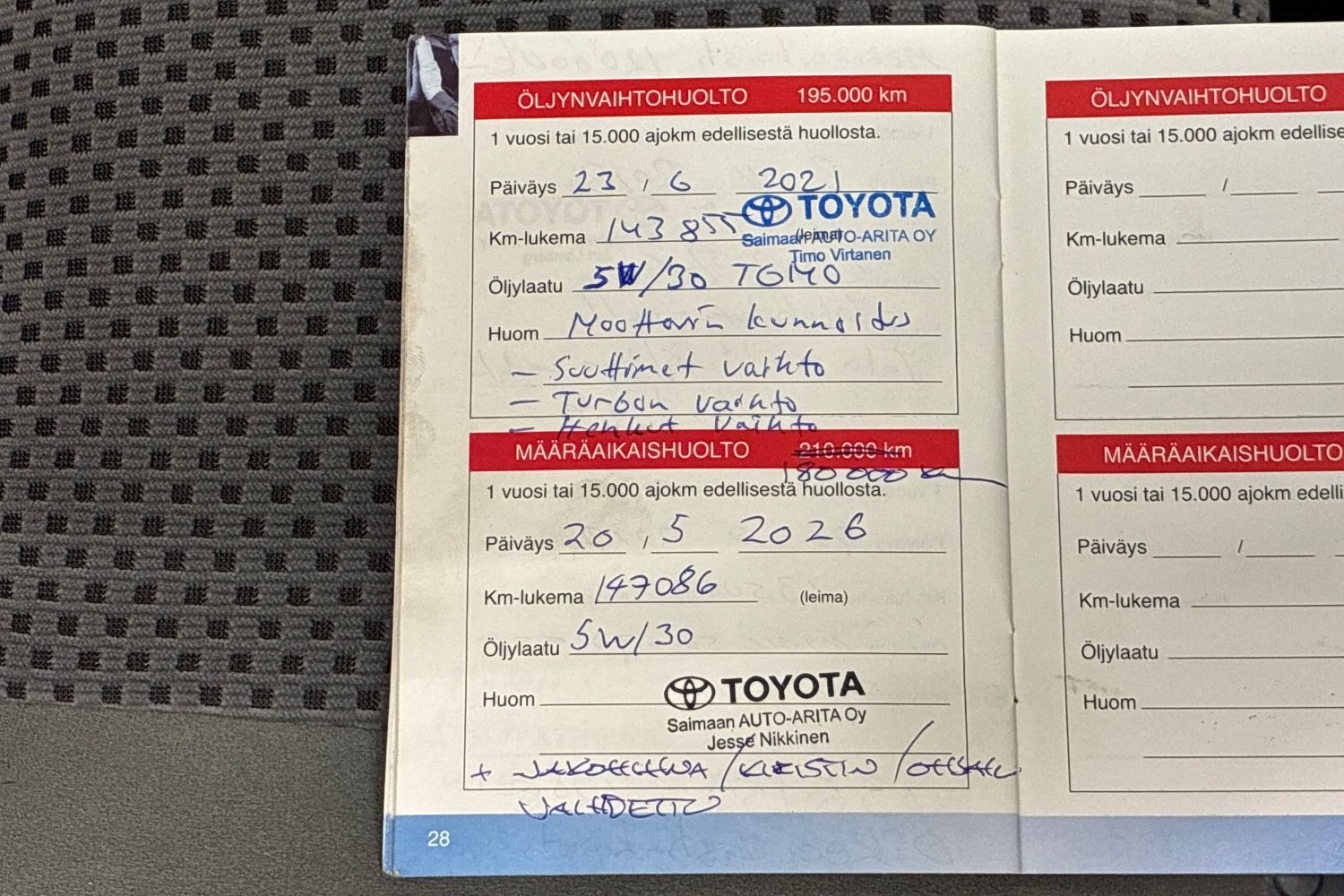 Toyota Hilux vaihtoauto