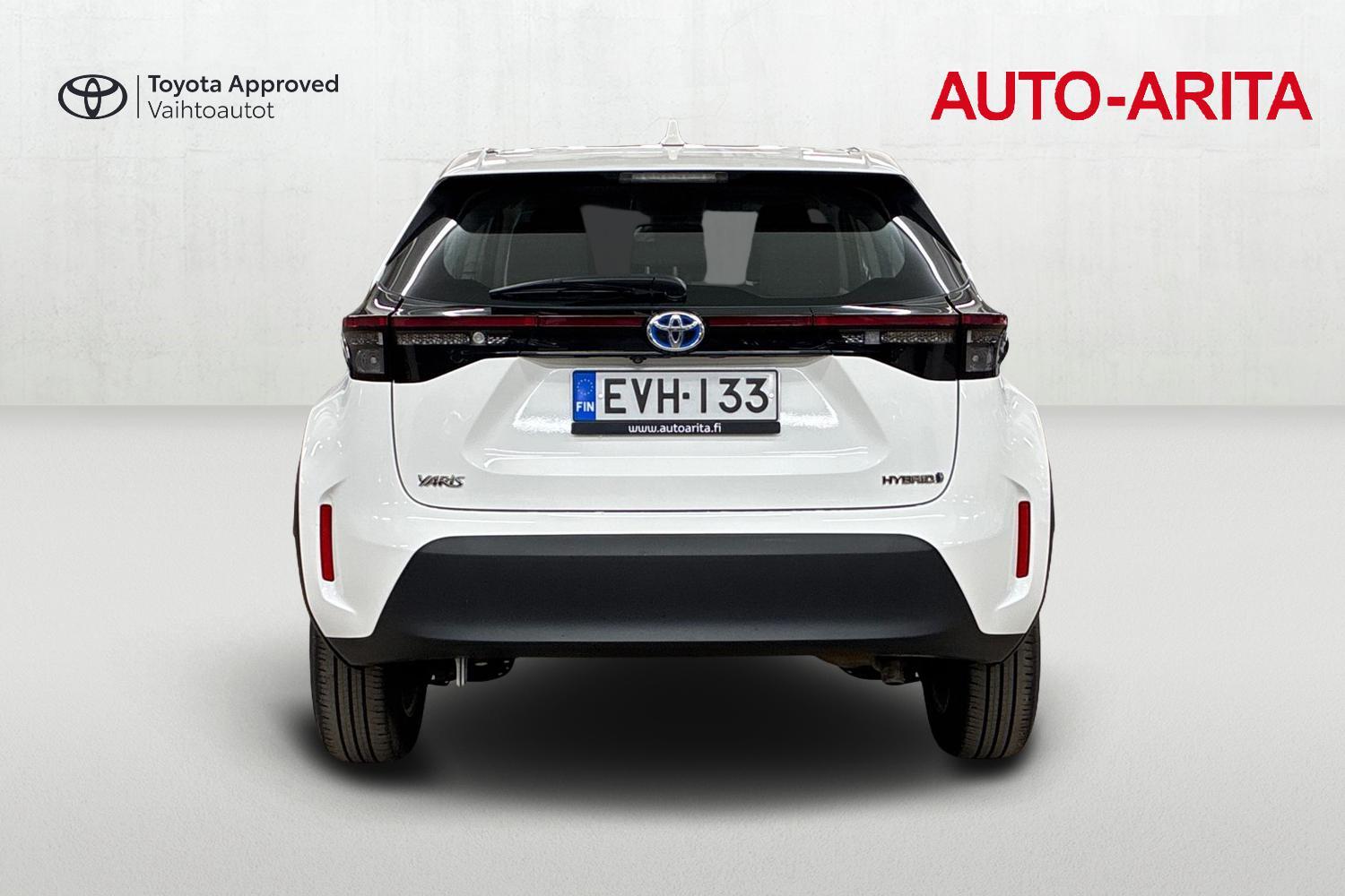 Toyota Yaris Cross vaihtoauto