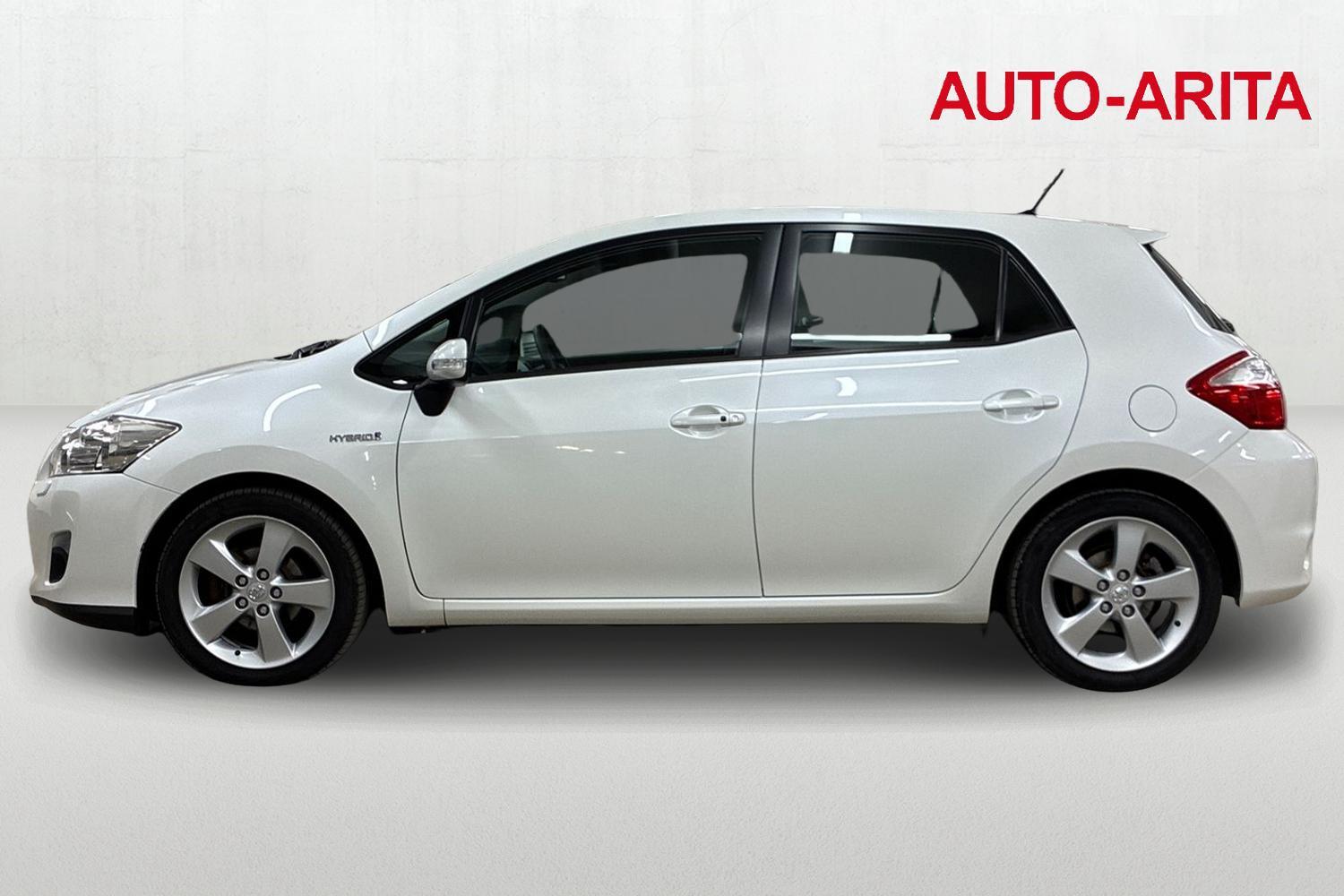 Toyota Auris vaihtoauto