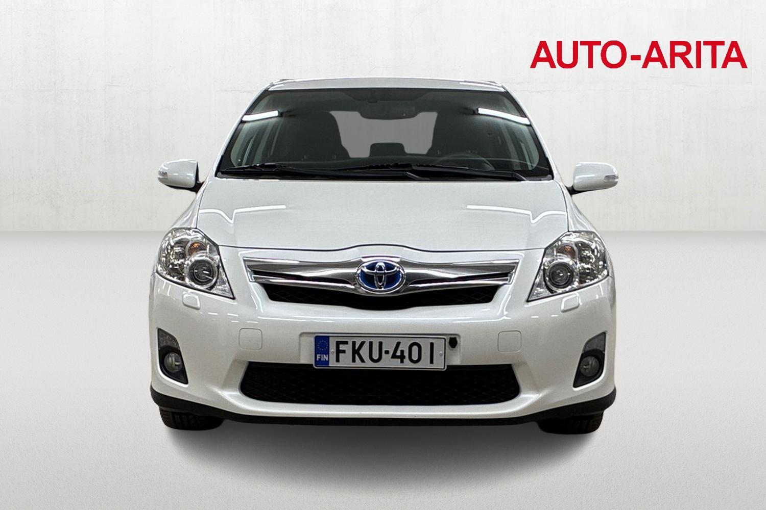 Toyota Auris vaihtoauto