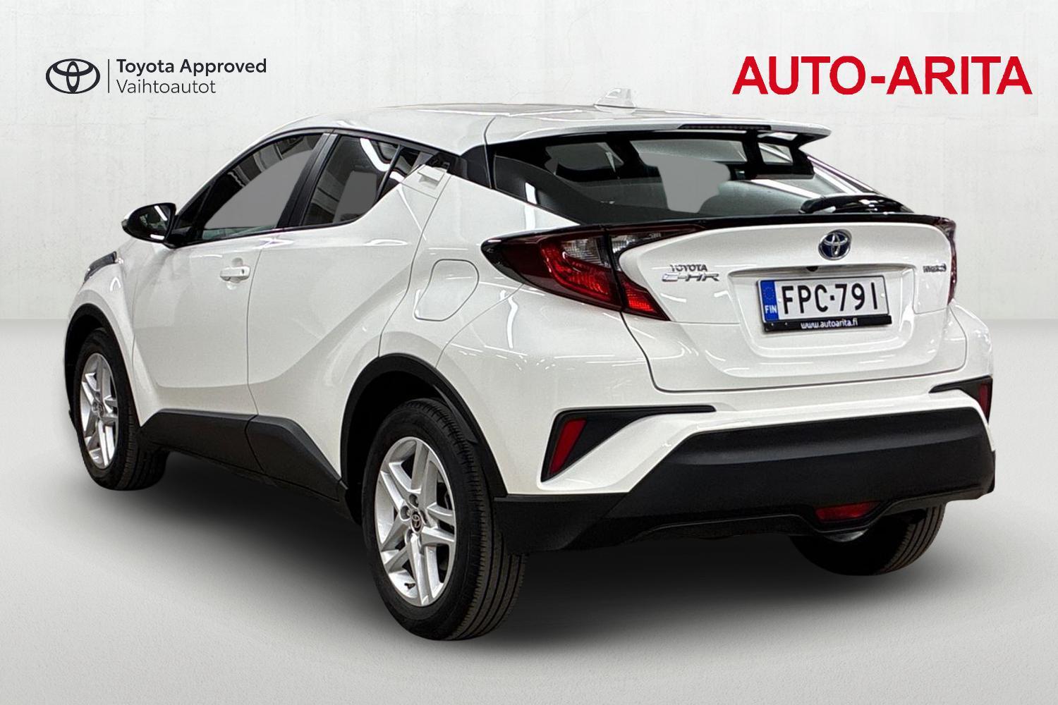 Toyota C-HR vaihtoauto