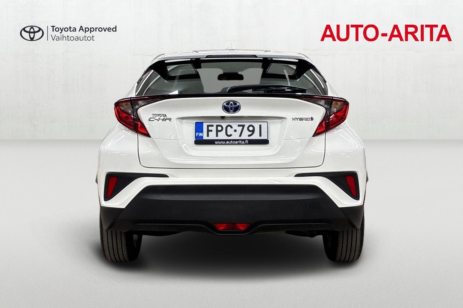 Toyota C-HR vaihtoauto
