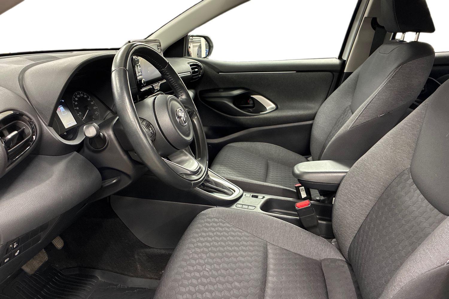 Toyota Yaris vaihtoauto