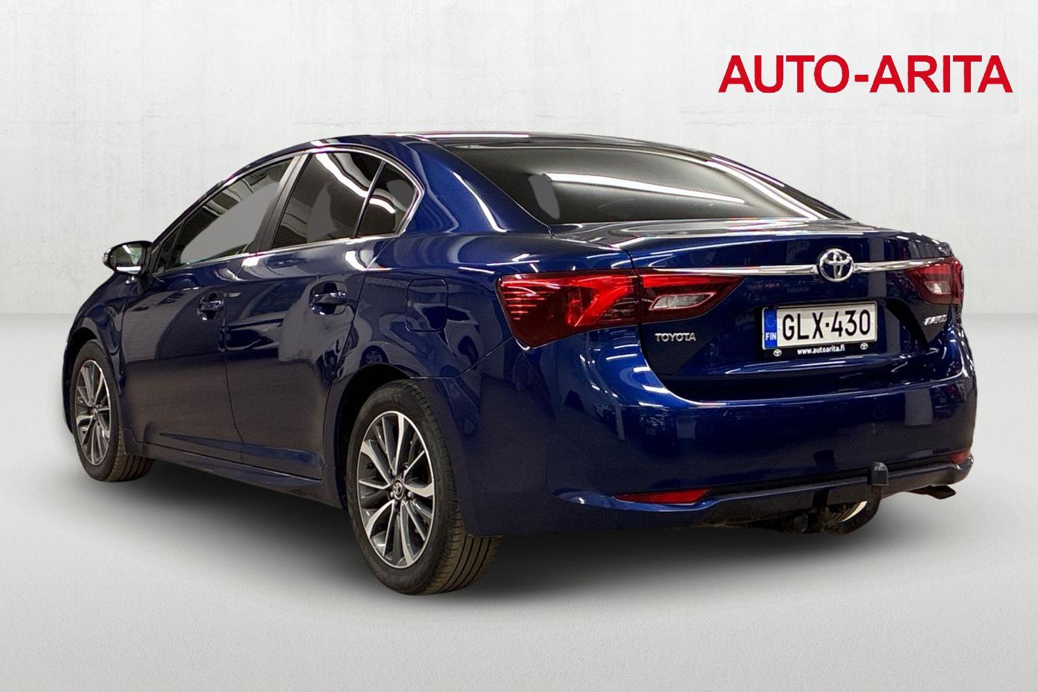 Toyota Avensis vaihtoauto