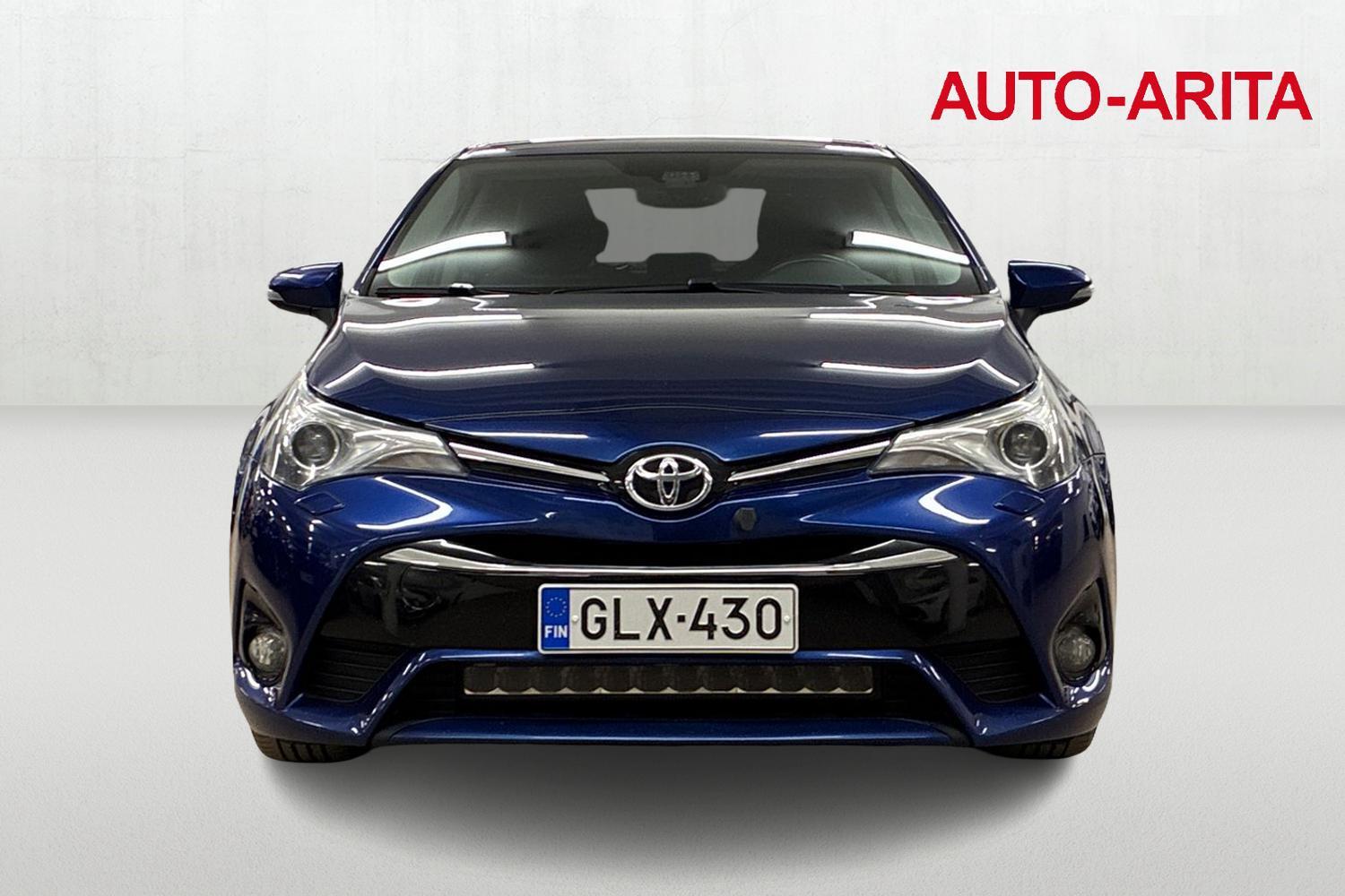 Toyota Avensis vaihtoauto