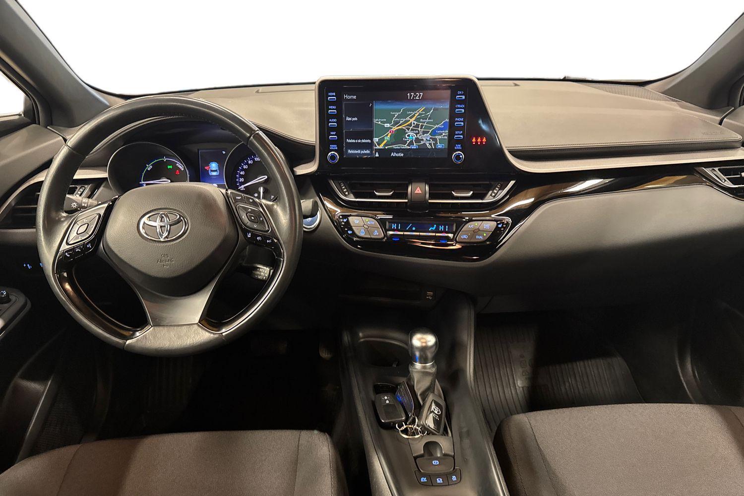 Toyota C-HR vaihtoauto