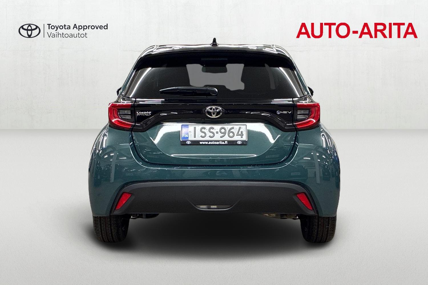 Toyota Yaris vaihtoauto