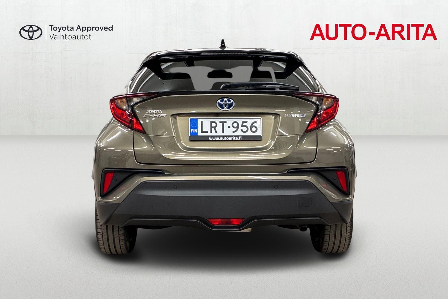 Toyota C-HR vaihtoauto