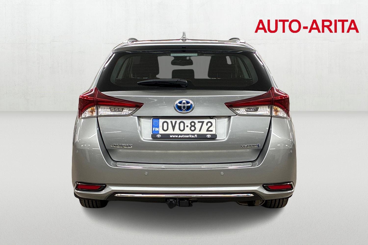 Toyota Auris vaihtoauto