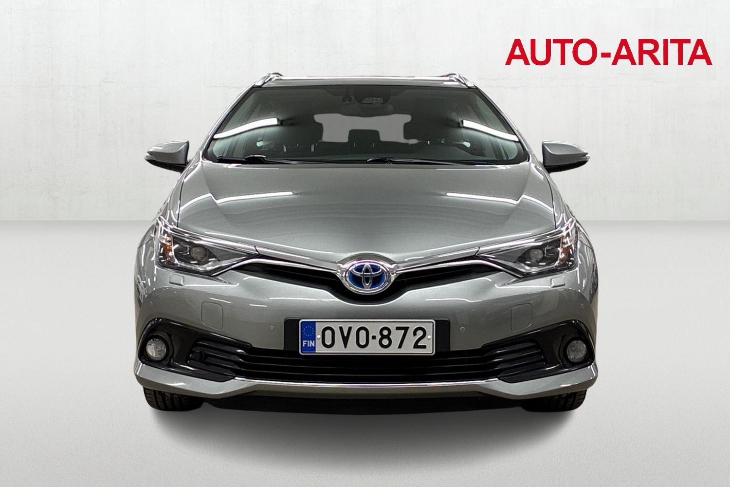 Toyota Auris vaihtoauto