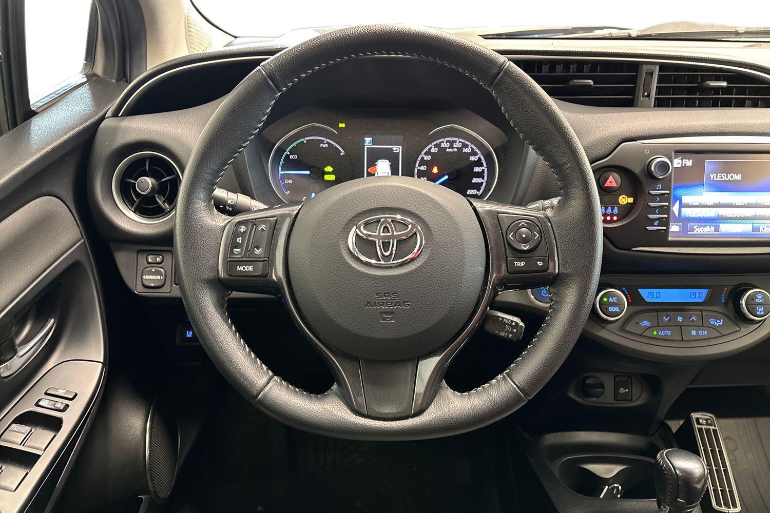 Toyota Yaris vaihtoauto