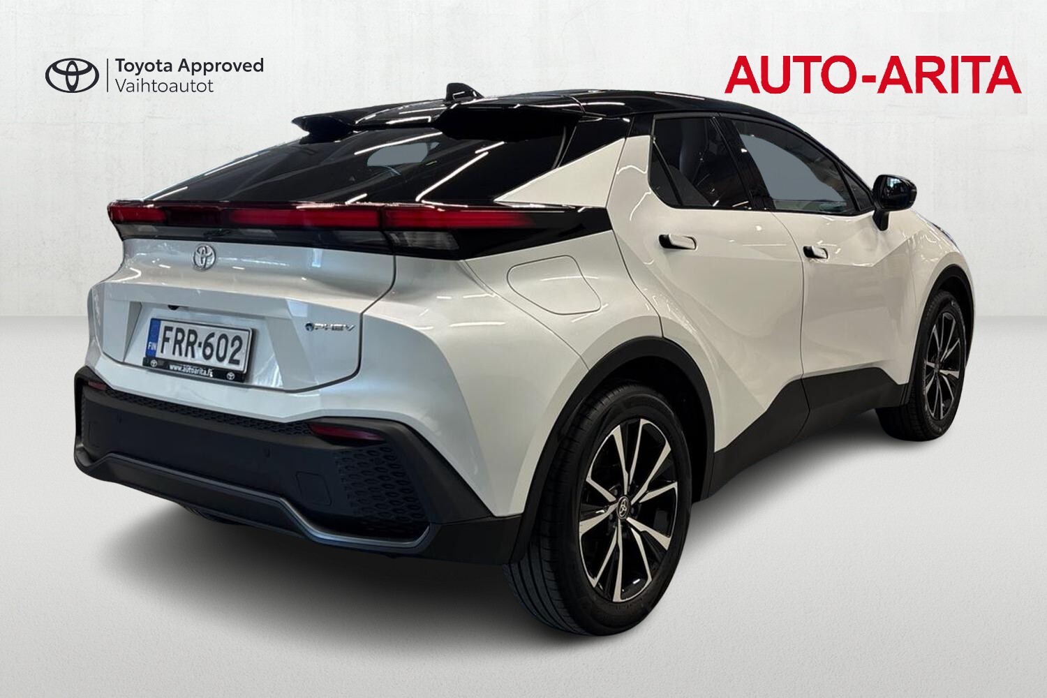 Toyota C-HR vaihtoauto